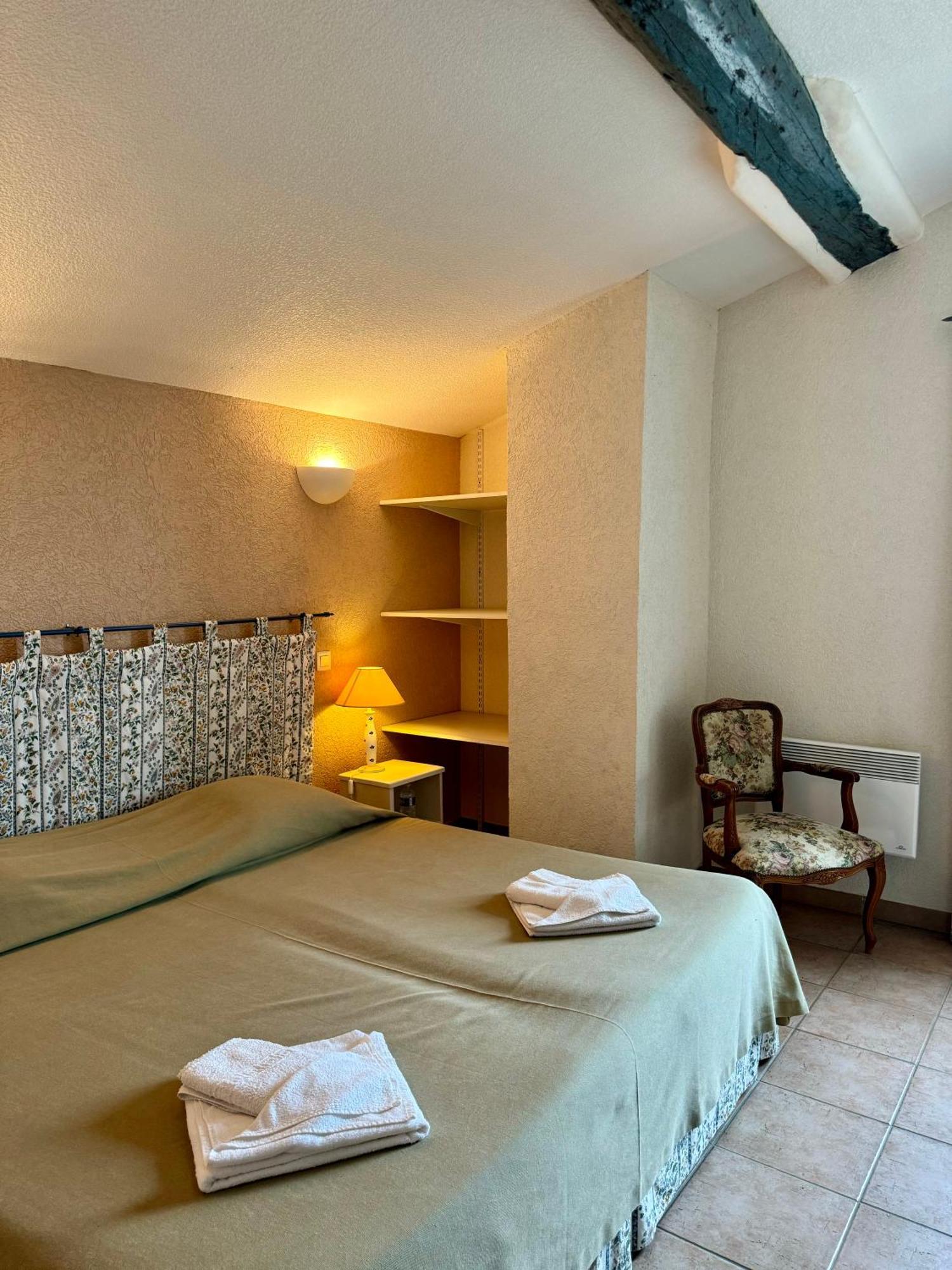 Mas Du Grand Peloux Hotel ปอร์ต-แซ็งต์-ลุยส์-ดู-โรห์น ห้อง รูปภาพ